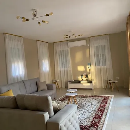 Agnes Penthouse Durrës